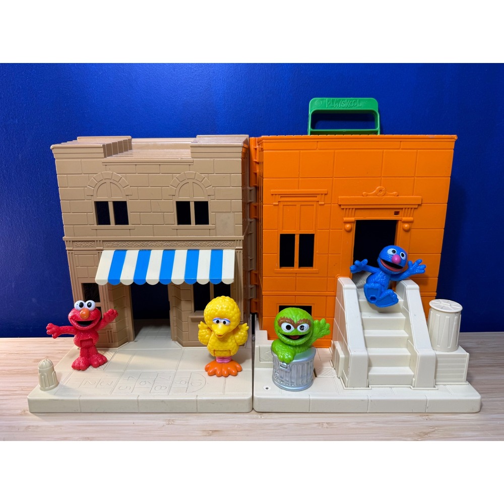 Vintage 1983 Playskool Sesame Street Hopper Store Playset with 4 Figures